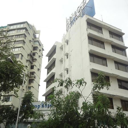 Hiltop Hotel Bombaj Zewnętrze zdjęcie