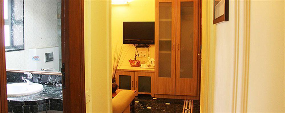 Hiltop Hotel Bombaj Zewnętrze zdjęcie
